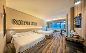 Royal Benja Hotel - Big Room Family-Friendly